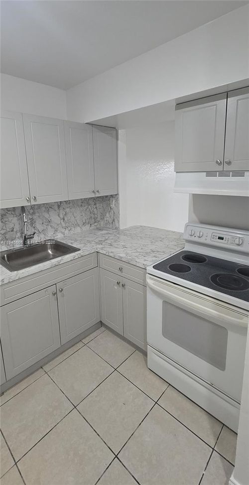 apt-104-11150 Sw 196th St, Cutler Bay, FL, 33157-8321 | Card Image