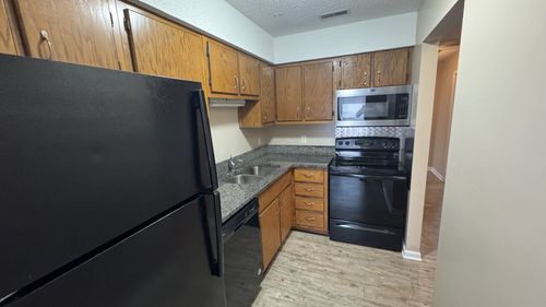 38-508 Patricia Ln, Oak Grove, KY, 42262 | Card Image