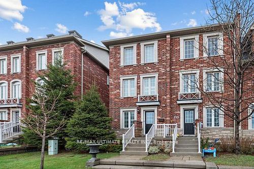 255 Torbarrie Rd, North York, ON, M3L0E2 | Card Image