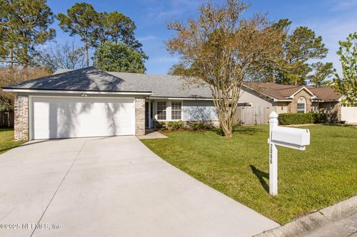 2096 Saint Martins Dr E, JACKSONVILLE, FL, 32246-7041 | Card Image