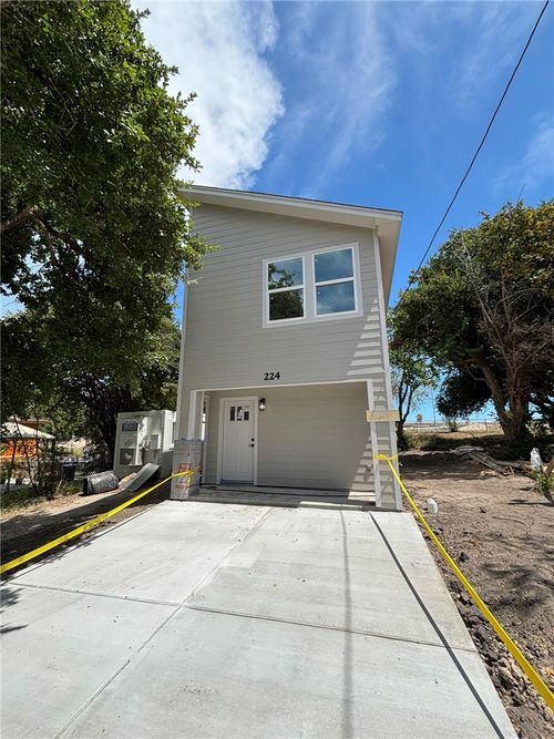 224 Spruce St, Corpus Christi, TX, 78408-4040 | Card Image
