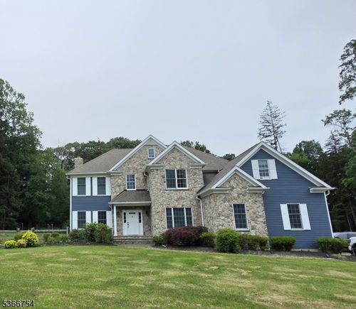 93 Bissell Rd, Lebanon, NJ, 08833-4434 | Card Image