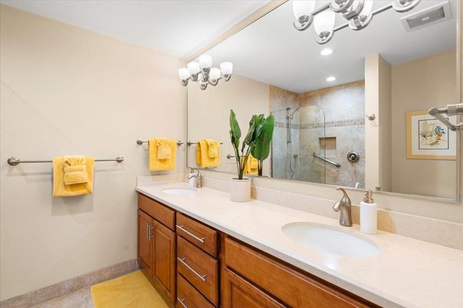 109 - 2777 S Kihei Rd, Condo with 1 bedrooms, 2 bathrooms and null parking in Kihei HI | Image 30
