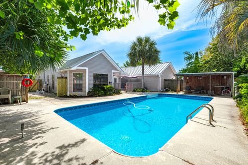 301 Cypress St, Destin, FL, 32541-2617 | Card Image