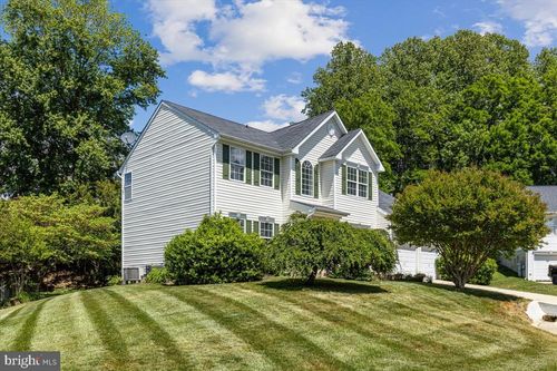 8125 Moffat Run, CHESAPEAKE BEACH, MD, 20732-4549 | Card Image