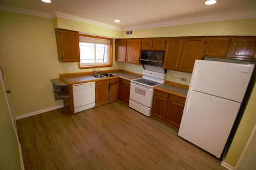 apt-3s-9467 Bay Colony Dr, Des Plaines, IL, 60016-3610 | Card Image