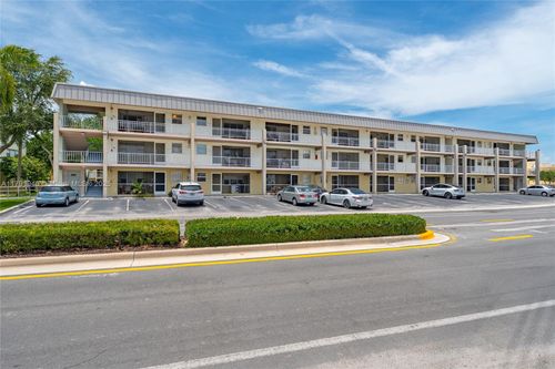 apt-312-250 Layne Blvd, Hallandale Beach, FL, 33009-5726 | Card Image