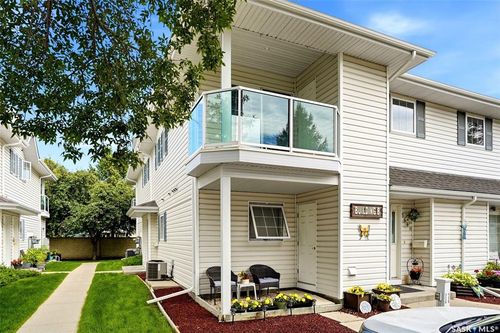 5442 Rochdale Blvd, Regina, SK, S4X4P1 | Card Image