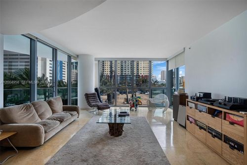 302-1331 Brickell Bay Dr, Miami, FL, 33131-3610 | Card Image