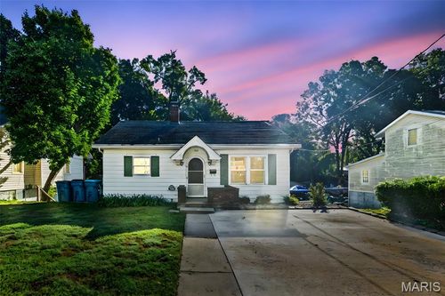 1521 Seminary St, Alton, IL, 62002-4027 | Card Image