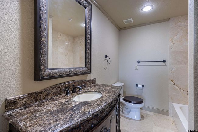 2801 Wexford Drive Unit 1006, Condo with 2 bedrooms, 2 bathrooms and null parking in Tyler TX | Image 24
