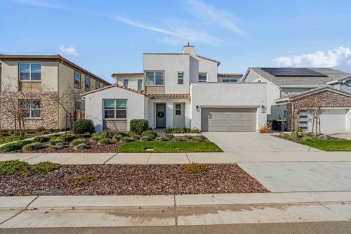 3267 Talbot Dr, Lathrop, CA, 95330-9831 | Card Image