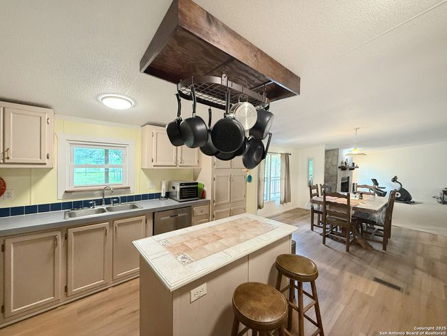 227 River Bluff Dr, House other with 5 bedrooms, 3 bathrooms and null parking in Lytle TX | Image 15