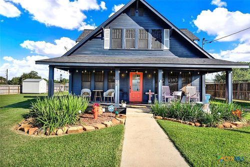 205 Brinkoeter St, Poth, TX, 78147-0317 | Card Image