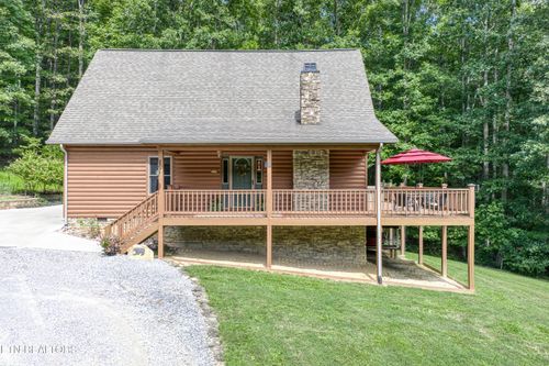 365 Hidden Hills Rd, Wartburg, TN, 37887-4233 | Card Image