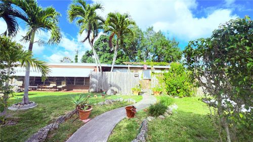 19341 Holiday Rd, Cutler Bay, FL, 33157-8873 | Card Image