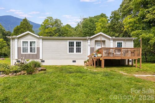 36 Woodrat Dr, Burnsville, NC, 28714-7409 | Card Image