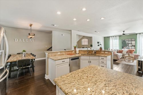 4007 Brownstone Ct, Dallas, TX, 75204-2843 | Card Image