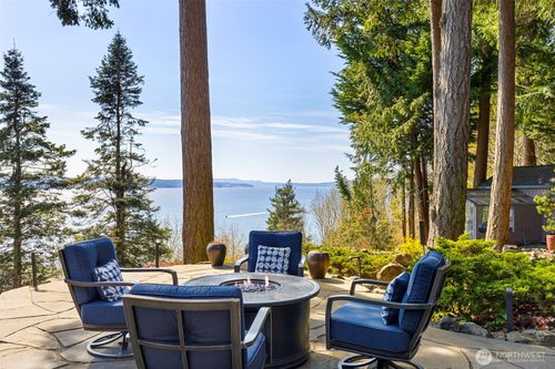 1571 Thorndyke Rd, Port Ludlow, WA, 98365-8221 | Card Image