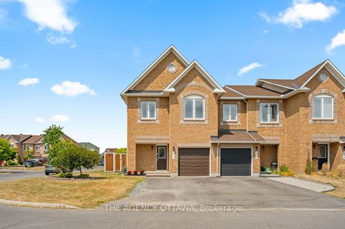 277 Branthaven St, Orleans, ON, K4A0H8 | Card Image