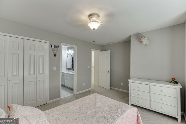 3313 Glen Devon Ln, House other with 5 bedrooms, 4 bathrooms and 2 parking in Berkeley Lake GA | Image 35