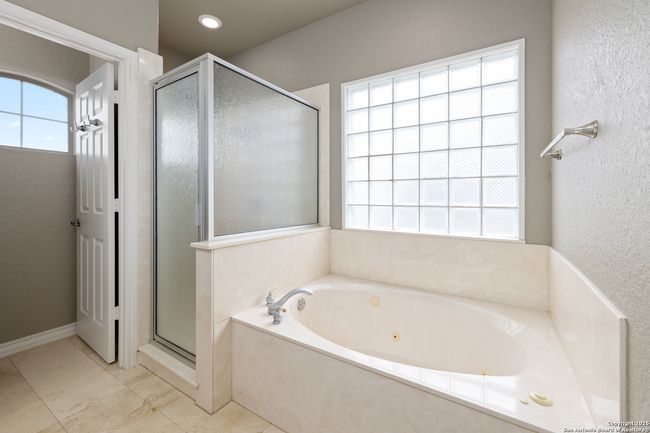 460 Lantana Vw, House other with 3 bedrooms, 3 bathrooms and null parking in Spring Branch TX | Image 28