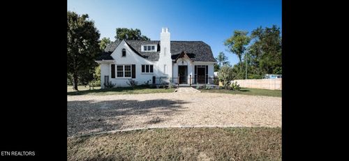 3655 Douglas Dam Rd, Kodak, TN, 37764-2221 | Card Image