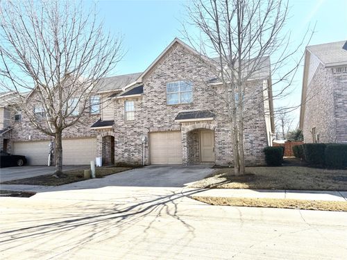2323 Calendar Ct, Grand Prairie, TX, 75050-7623 | Card Image