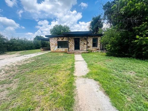 704 E 19th St, San Angelo, TX, 76903-3519 | Card Image