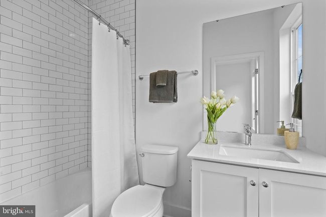 7374 Blade Dr, Townhouse with 3 bedrooms, 4 bathrooms and null parking in FALLS CHURCH VA | Image 27