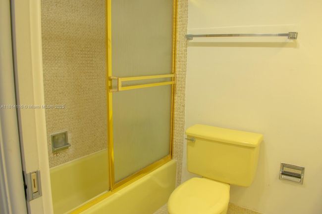 APT-408 - 2651 S Course Dr, Condo with 2 bedrooms, 2 bathrooms and null parking in Pompano Beach FL | Image 23