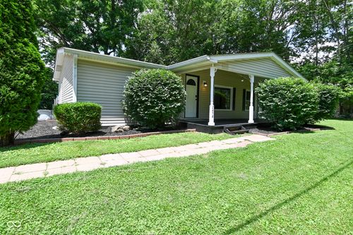 7454 W San Marco Dr, Fortville, IN, 46040-1275 | Card Image
