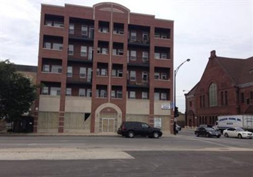 4se-2000 W Warren Blvd, Chicago, IL, 60612-2447 | Card Image