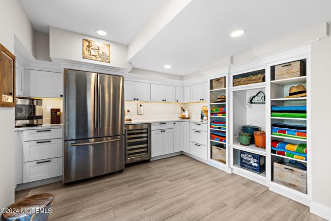 27 17 Th St, House other with 5 bedrooms, 5 bathrooms and null parking in Surf City NJ | Image 73