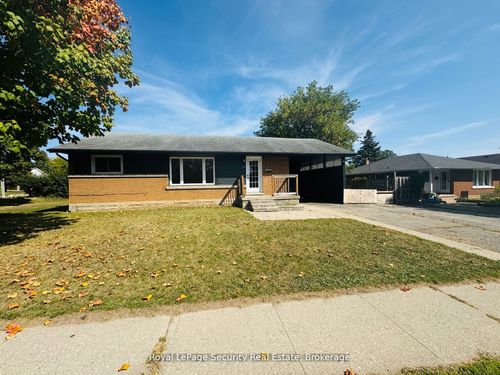 183 Sekura St, Cambridge, ON, N1R3R2 | Card Image