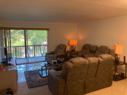 202-890 Sw 9th Street Cir, Boca Raton, FL, 33486-5225 | Card Image