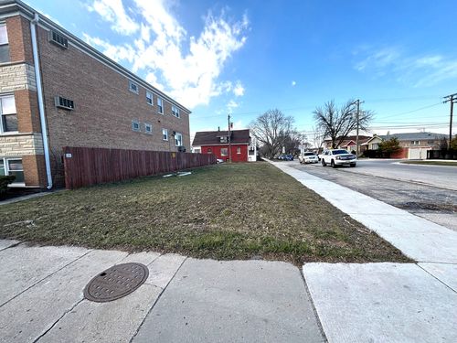 6420 W Gunnison St, Harwood Heights, IL, 60706-4012 | Card Image