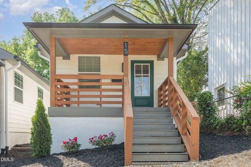 15 Saint Augustine Ave, Raleigh, NC, 27610-2543 | Card Image