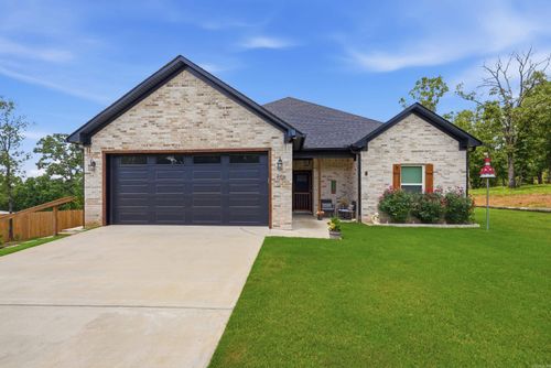 208 Blackjack Rd, Greenbrier, AR, 72058-9707 | Card Image