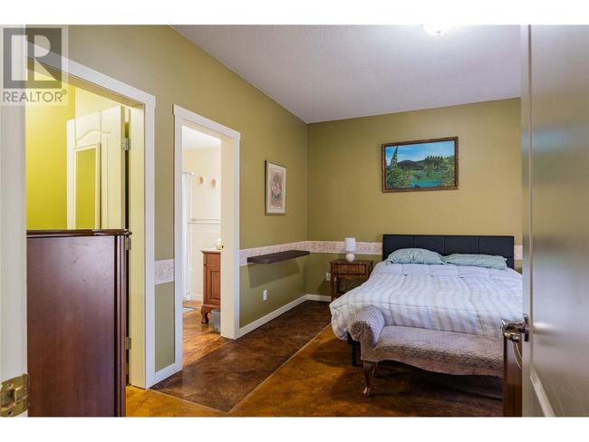 250 1 St Ave, House other with 3 bedrooms, 5 bathrooms and 3 parking in Kootenay Boundary BC | Image 55