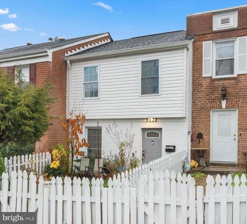 9838 Town Ln, MANASSAS, VA, 20110-5910 | Card Image