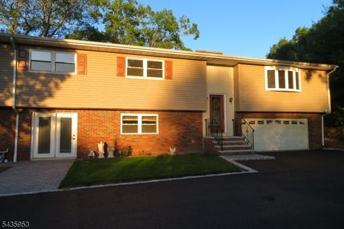 b-25 Storms Ave, Haskell, NJ, 07420-1315 | Card Image