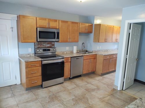 2-96 Pleasant St, Marlborough, MA, 01752-2025 | Card Image