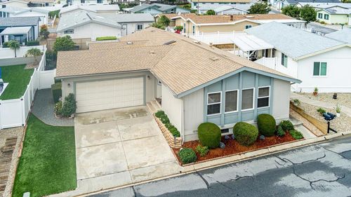 632 Via Bogota, Vista, CA, 92081 | Card Image