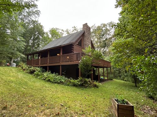 17834 Goat Run Honey Fork Rd, Logan, OH, 43138-9418 | Card Image