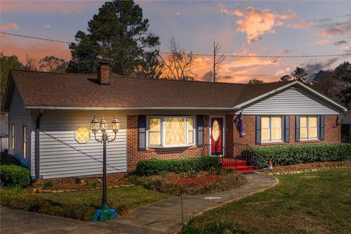 109 Pinewood Ave, Clinton, SC, 29325-7209 | Card Image