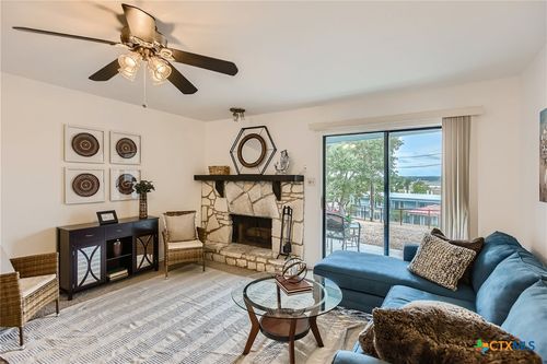 apt-f4-1559 Parkview Dr, Canyon Lake, TX, 78133-3301 | Card Image