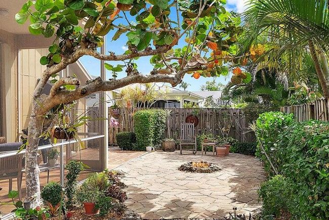 6238 Dania St, House other with 3 bedrooms, 2 bathrooms and null parking in Jupiter FL | Image 18