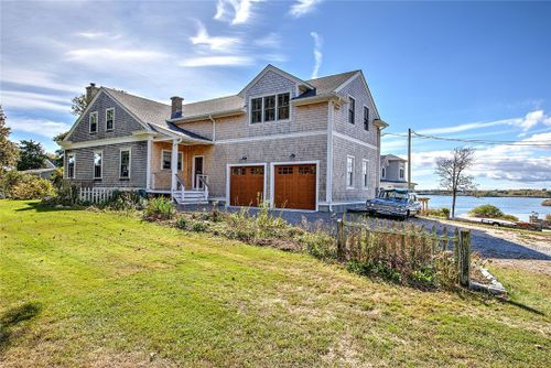 82 Maple Drive, South Kingstown, RI, 02879 | Card Image