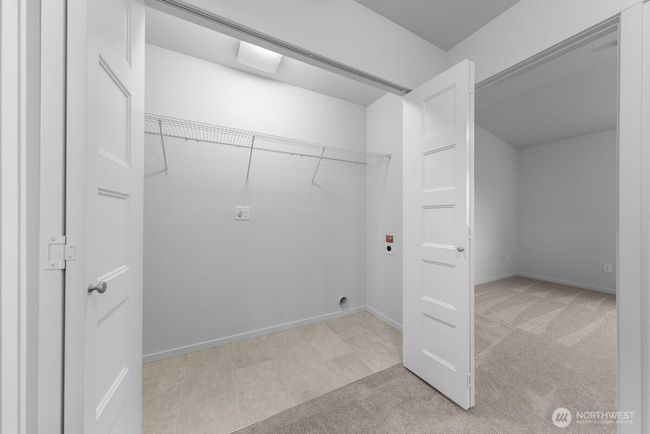 Photographs are for illustrative purposes only. Features, finishes, interior/exterior colors, landscaping and floorplan shown may vary from actual homes built. | Image 25